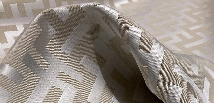 Una Sedia Stoffe Per Sedie Antiche Rivestire Sedie Antiche Vendita